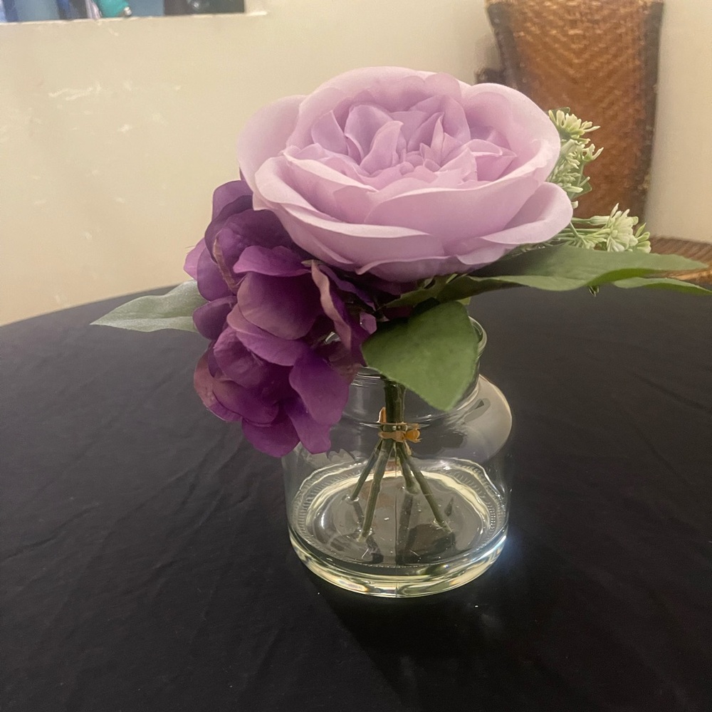 Beautiful rose and hydrangeas floral decor - Picture 4 of 4